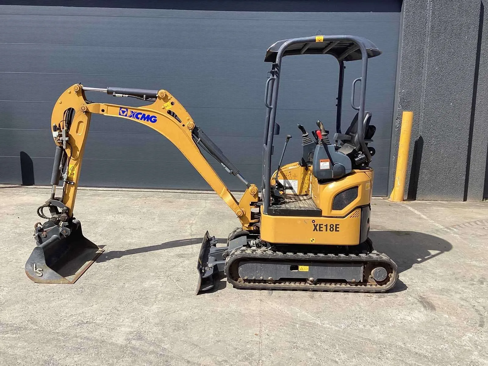 XCMG XE18E
